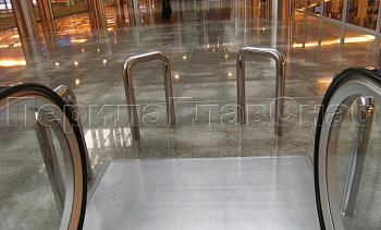 Защитный барьер эскалатора в Воронеже. Готовые проекты ПерилаГлавСнаб