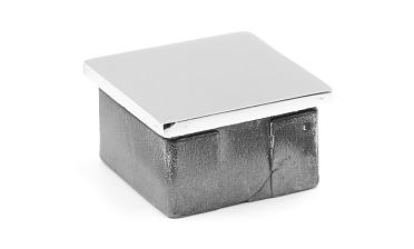 Заглушка для профильной трубы 40х40 мм, литая, полированная, хром (AISI 304) k224-3 купить в Воронеже