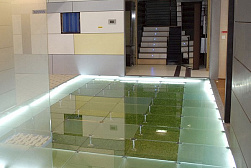 Стеклянные полы с подсветкой в Воронеже. Готовые проекты ПерилаГлавСнаб - фото 1 Стеклянные полы с подсветкой в Воронеже. Готовые проекты ПерилаГлавСнаб - фото 1