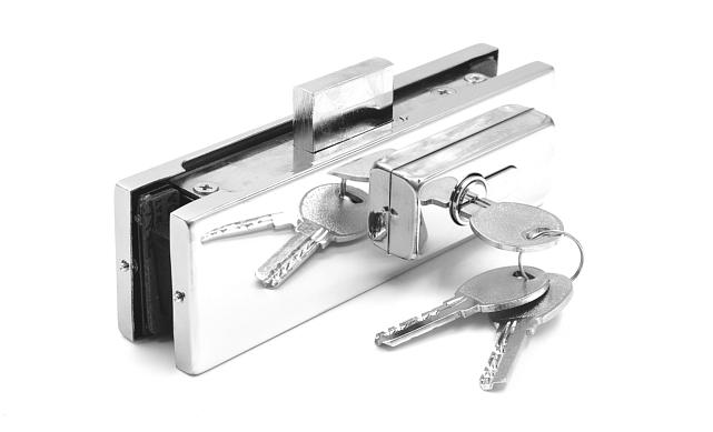 Замок центральный с прямоугольным ригелем, полированный, вырез 13 t152 PSS 6