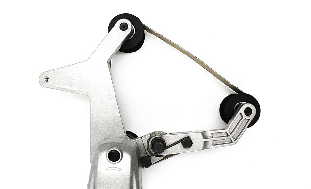 Трехроликовая ленточная шлифовальная машина k990 4 Трехроликовая ленточная шлифовальная машина k990 4