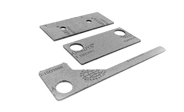 Фитинг угловой с осью и ребром жесткости, правый, шлифованный t141R SSS 5