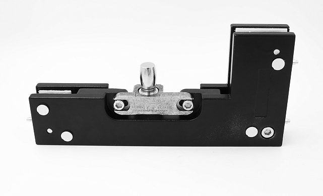 Фитинг угловой соединительный с осью, под золото t140 TP 6 Фитинг угловой соединительный с осью, под золото t140 TP 6