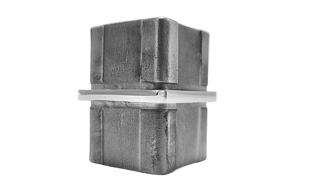 Соединитель для поручня с пазом 40х40 мм, шлифованный AISI 304 Фk545 4